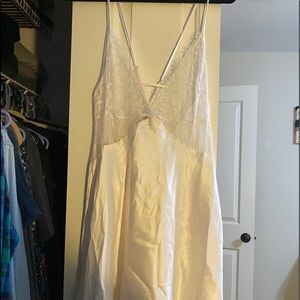 white lace sexy slip from victorias secret!